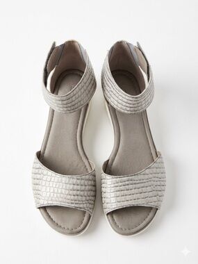 Gabor Sleek Cobra Leather Wedge Sandals Grey Silver 6.5 EUC